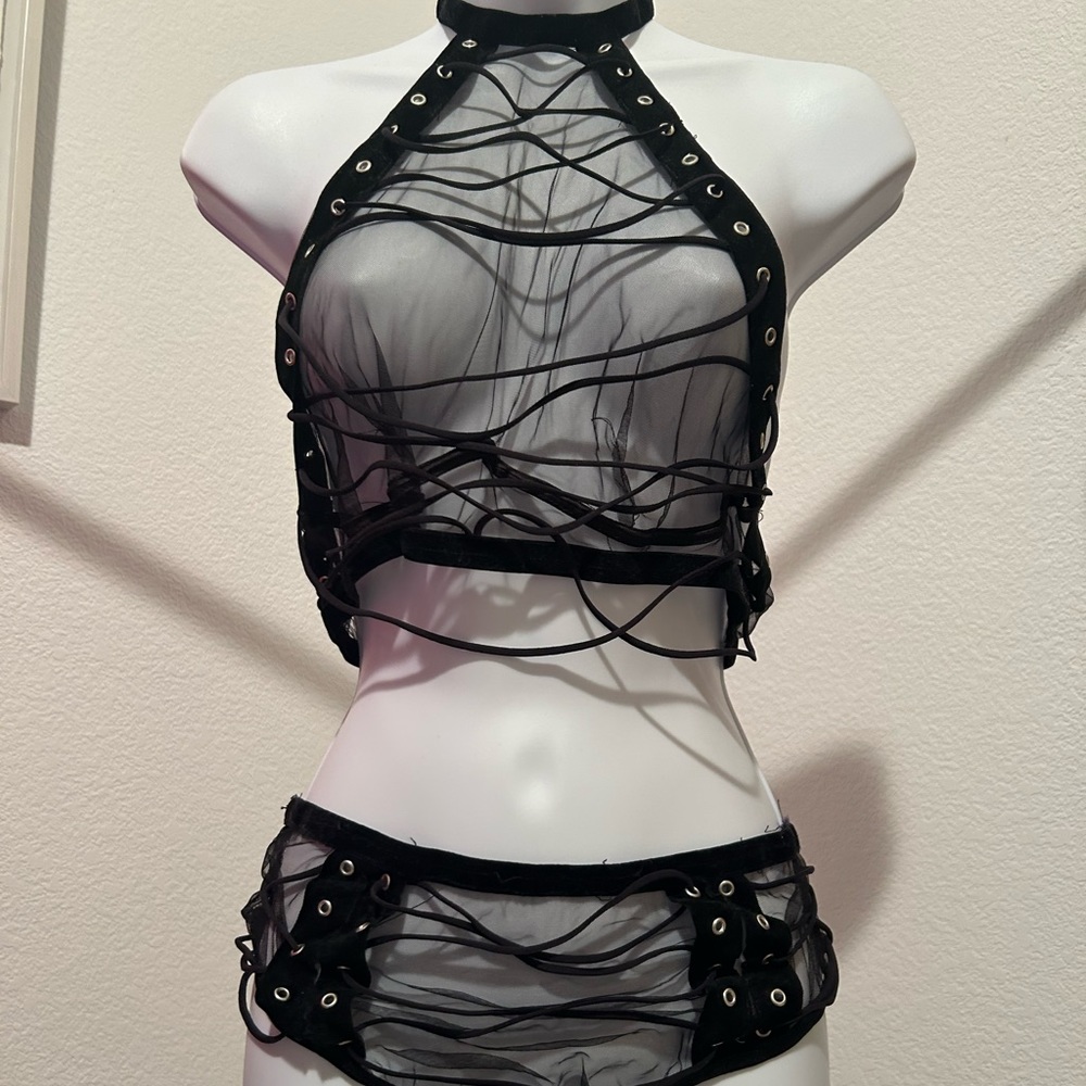 Lingerie set